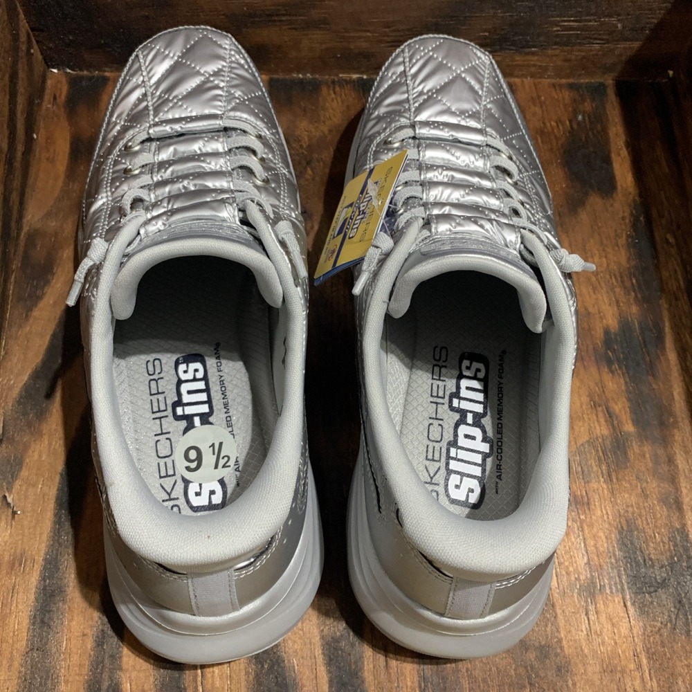 Skechers Hands Free Slip-ins: Contour Foam - Cozy Fit sneakers Men's Size 9.5 - Picture 7 of 9